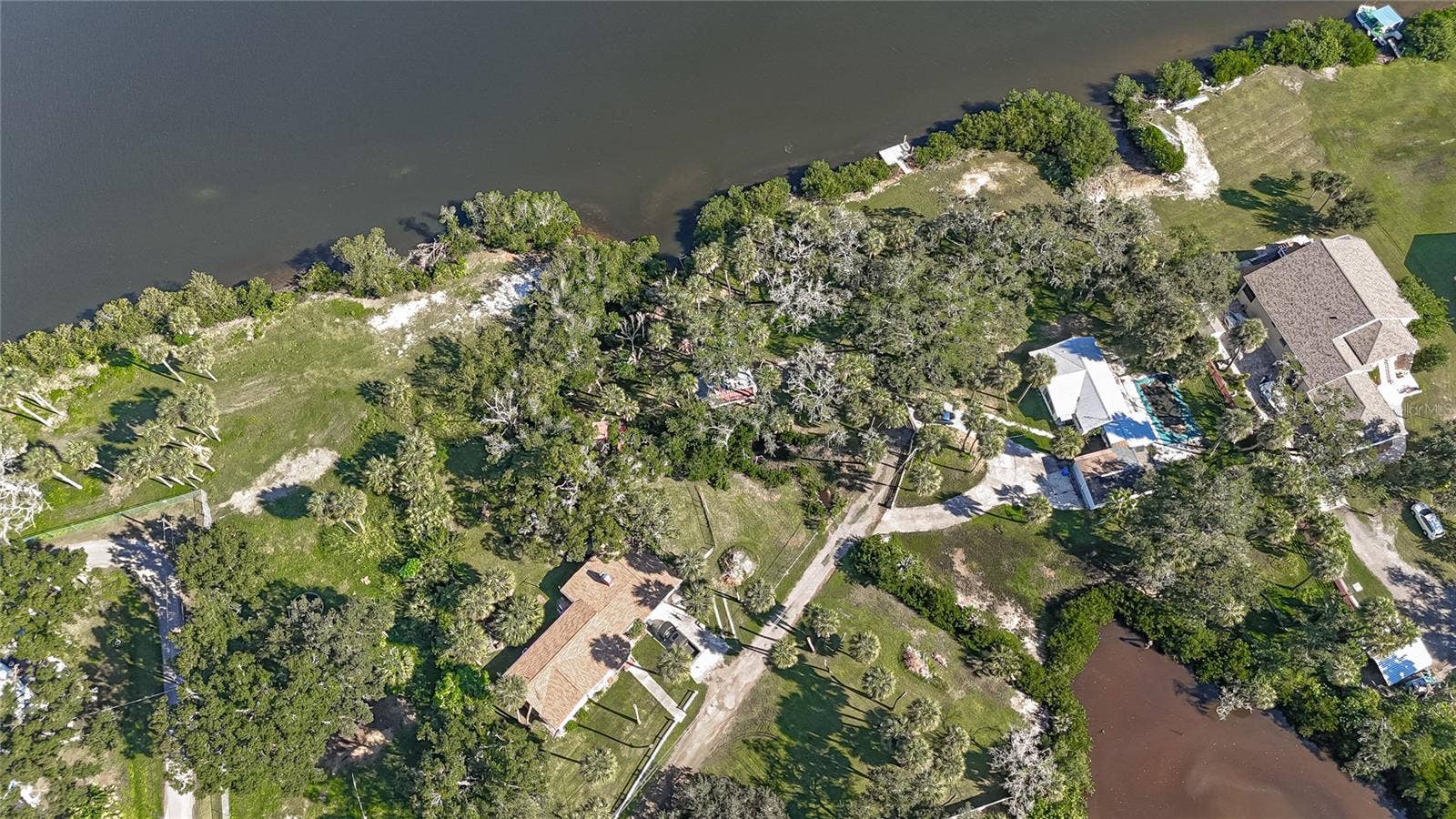 512 S 51ST STREET, Tampa, FL 33619 512 S 51ST STREET, Tampa, FL 33619