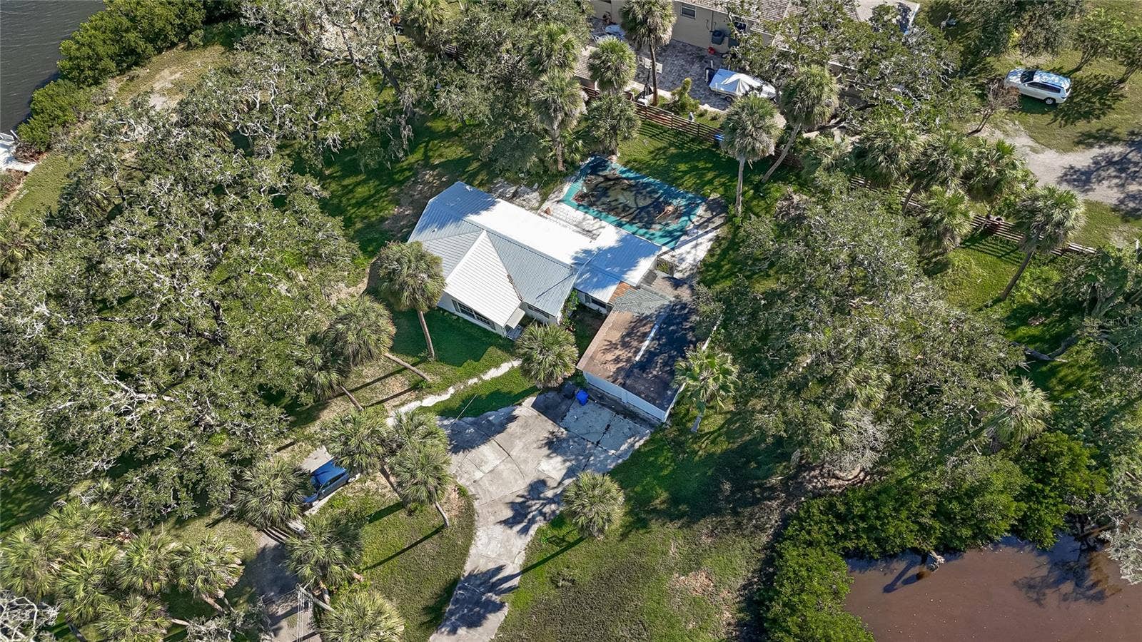 512 S 51ST STREET, Tampa, FL 33619 512 S 51ST STREET, Tampa, FL 33619