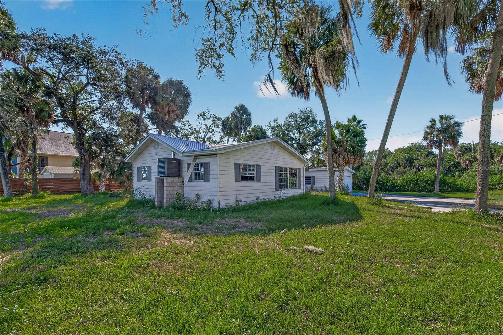512 S 51ST STREET, Tampa, FL 33619 512 S 51ST STREET, Tampa, FL 33619