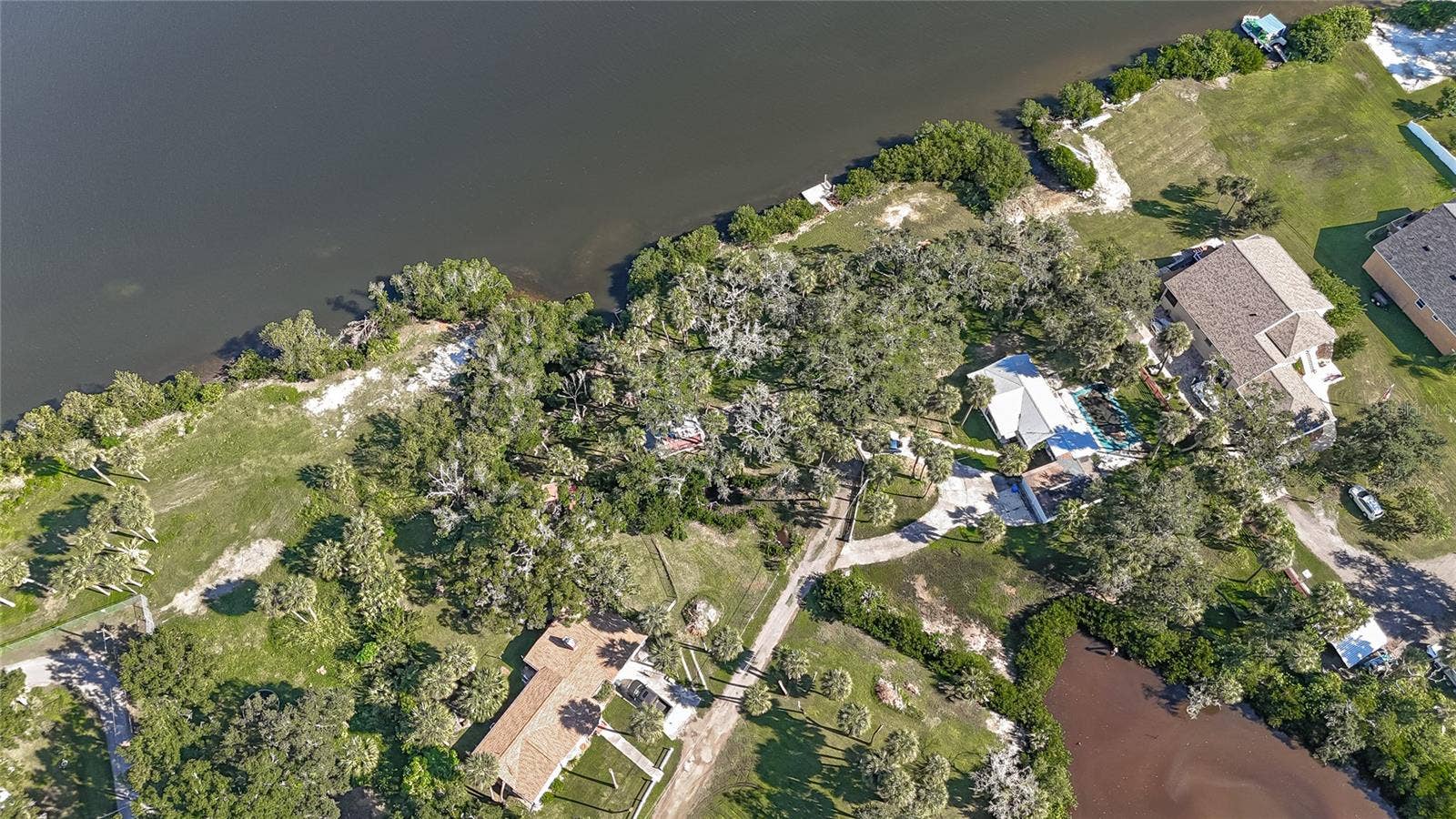 512 S 51ST STREET, Tampa, FL 33619 512 S 51ST STREET, Tampa, FL 33619