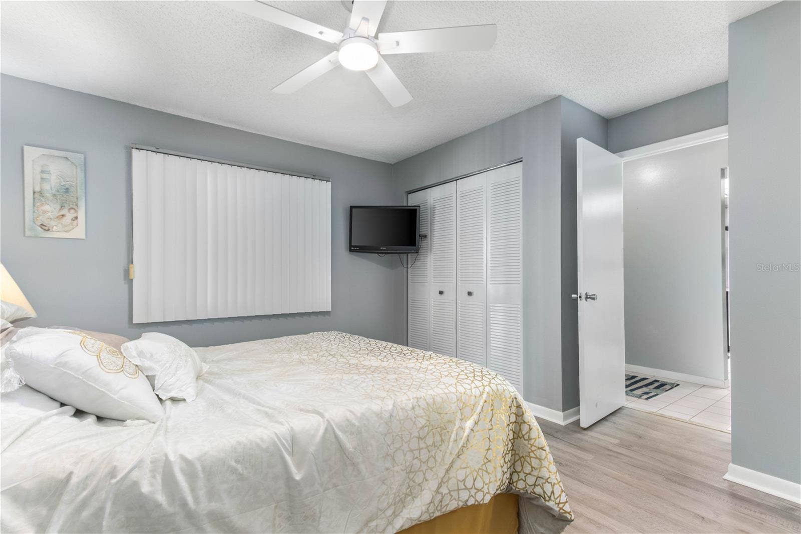 650 ISLAND WAY, #602, Clearwater, FL 33767 650 ISLAND WAY, #602, Clearwater, FL 33767