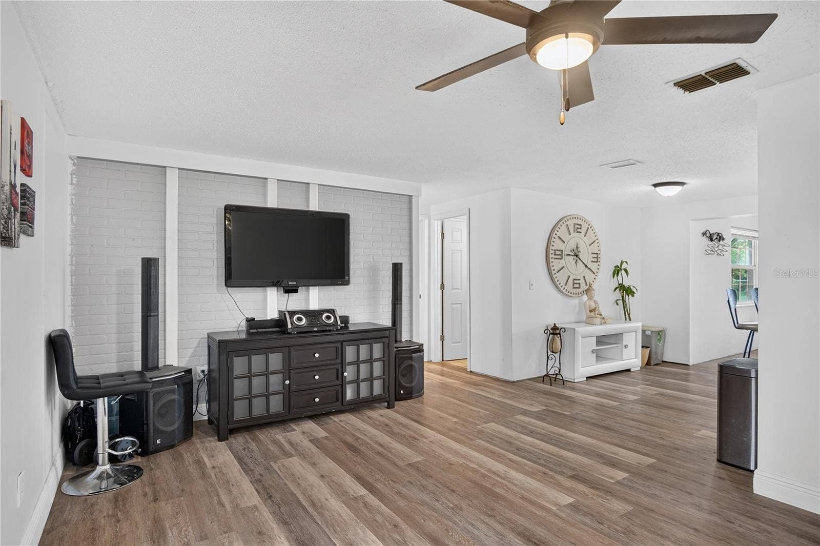 6020 17TH STREET, Zephyrhills, FL 33542 6020 17TH STREET, Zephyrhills, FL 33542