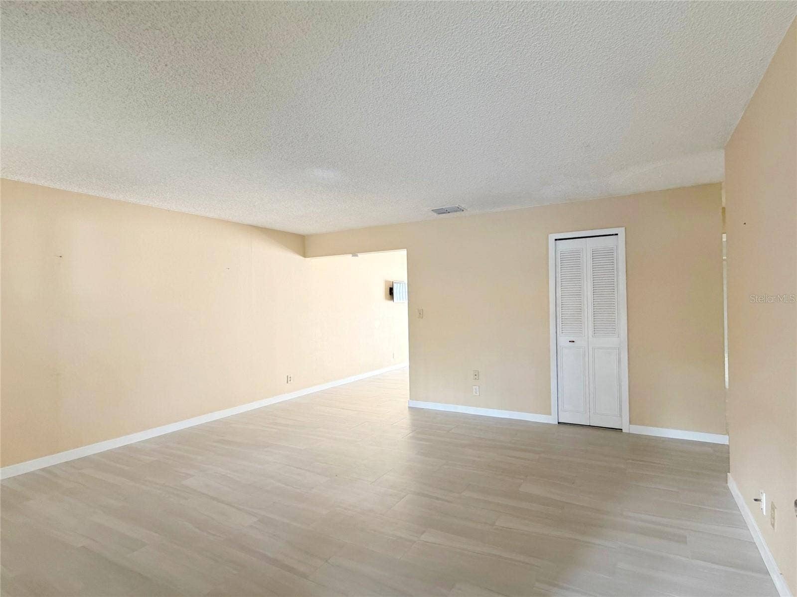 615 2ND AVENUE NE, #A, Largo, FL 33770 615 2ND AVENUE NE, #A, Largo, FL 33770