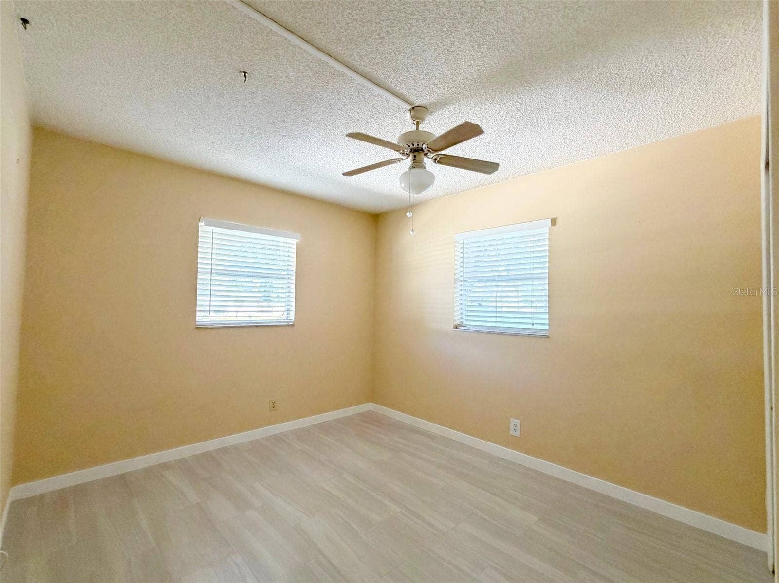 615 2ND AVENUE NE, #A, Largo, FL 33770 615 2ND AVENUE NE, #A, Largo, FL 33770