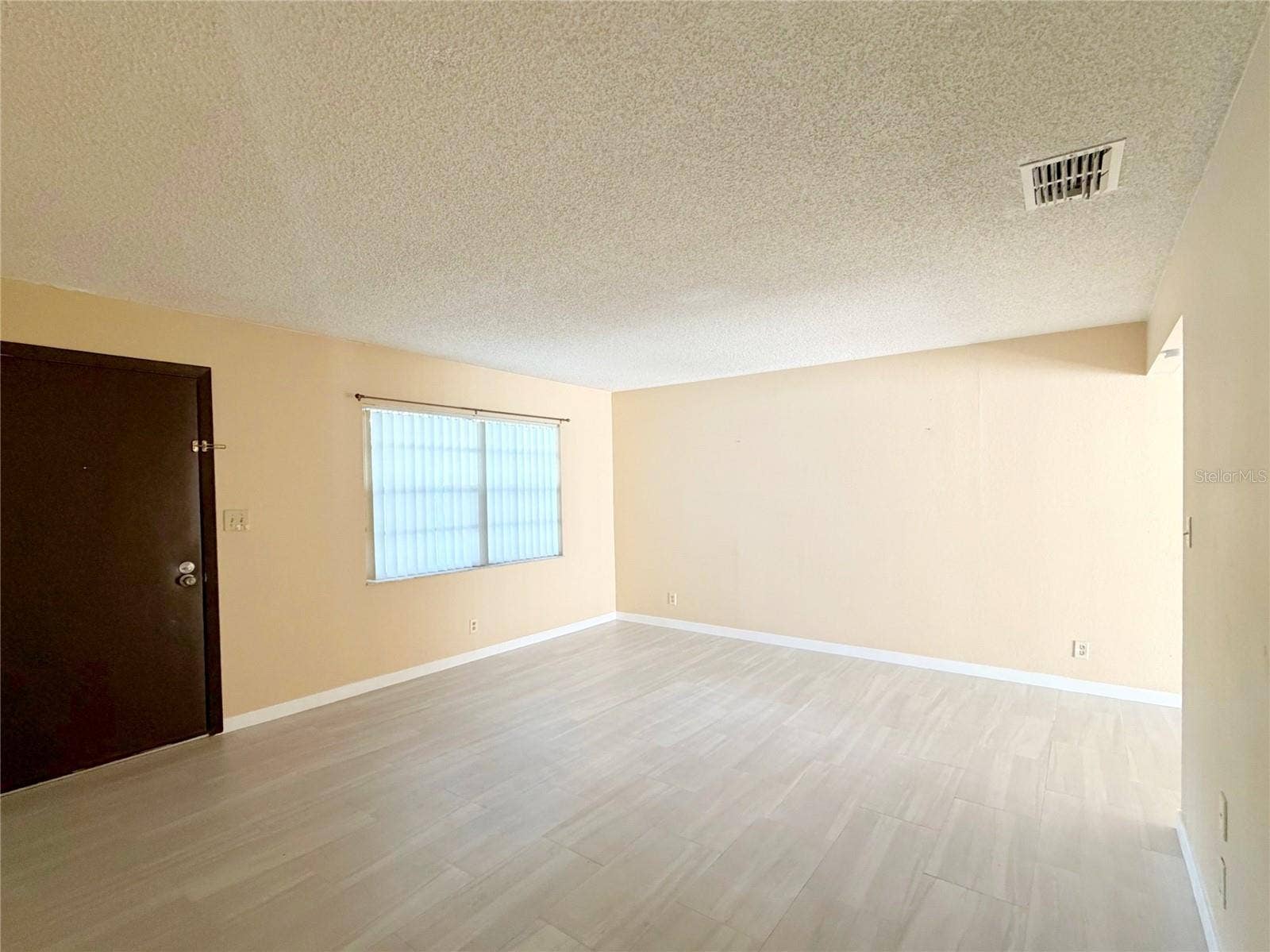 615 2ND AVENUE NE, #A, Largo, FL 33770 615 2ND AVENUE NE, #A, Largo, FL 33770
