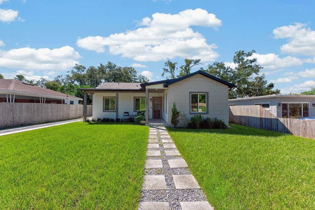 2009 E JEAN STREET, Tampa, FL 33610 2009 E JEAN STREET, Tampa, FL 33610