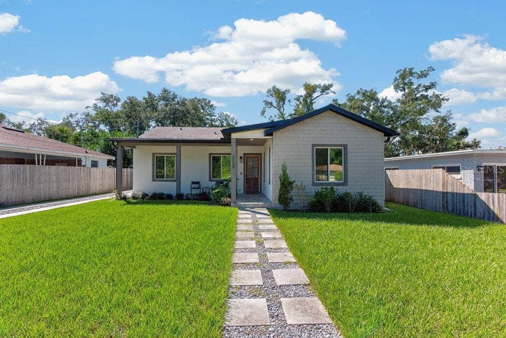 2009 E JEAN STREET, Tampa, FL 33610 2009 E JEAN STREET, Tampa, FL 33610
