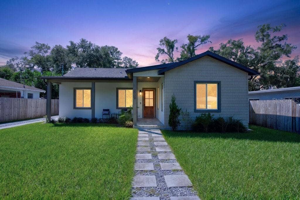 2009 E JEAN STREET, Tampa, FL 33610 2009 E JEAN STREET, Tampa, FL 33610