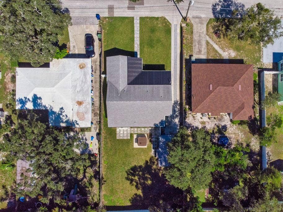 2009 E JEAN STREET, Tampa, FL 33610 2009 E JEAN STREET, Tampa, FL 33610