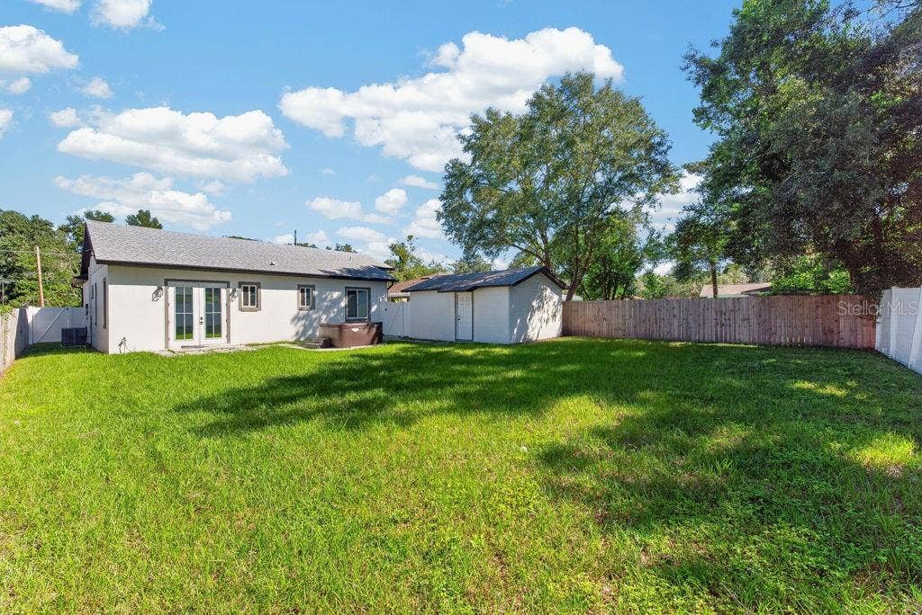 2009 E JEAN STREET, Tampa, FL 33610 2009 E JEAN STREET, Tampa, FL 33610