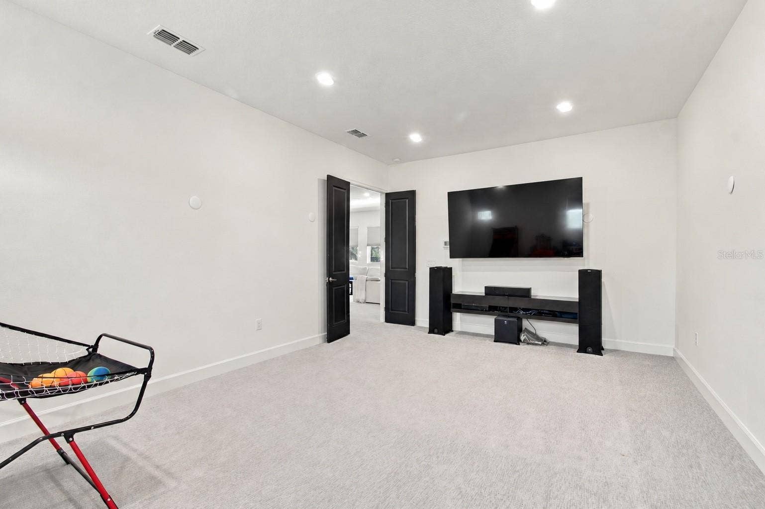 832 MANNS HARBOR DRIVE, Apollo Beach, FL 33572 832 MANNS HARBOR DRIVE, Apollo Beach, FL 33572