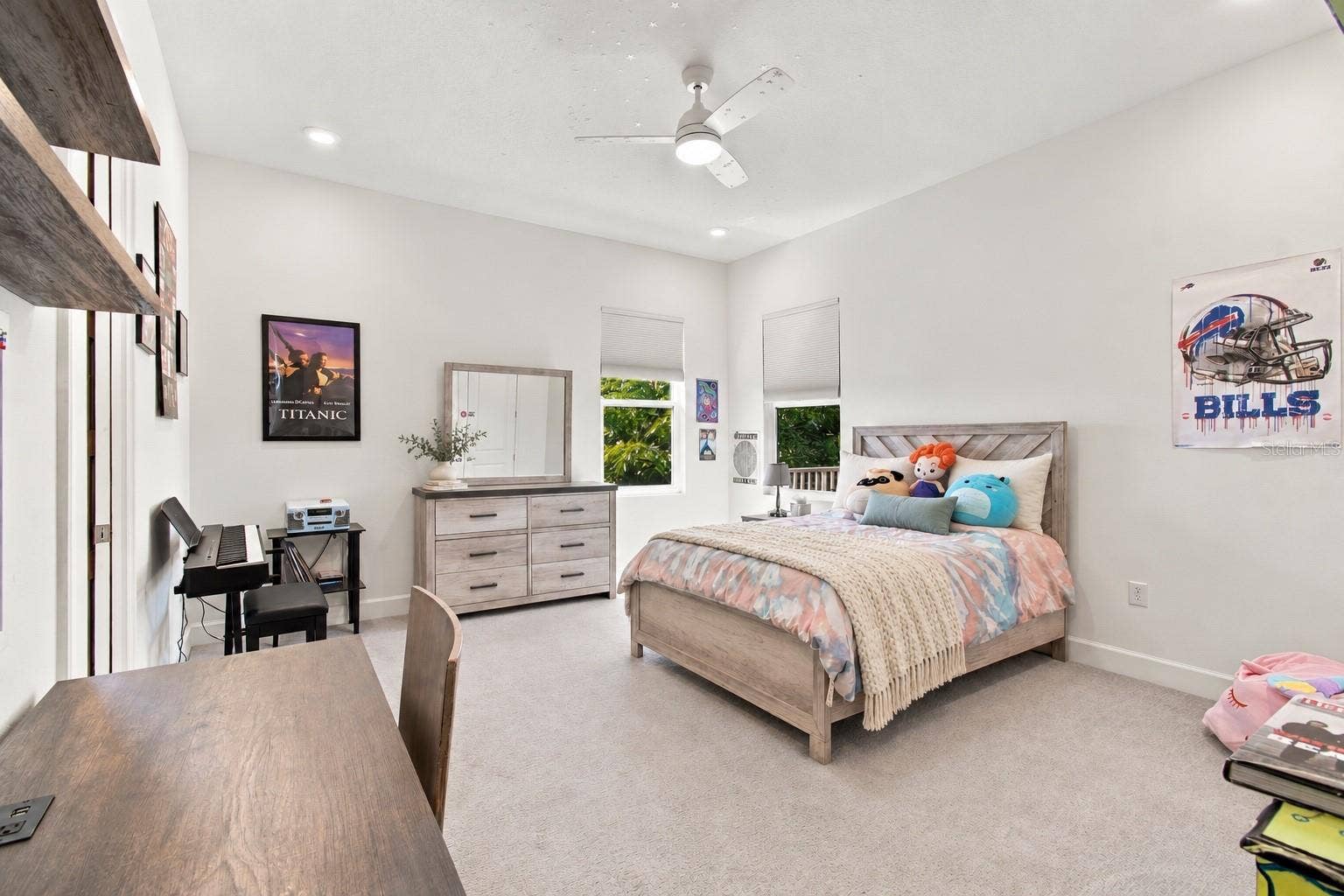 832 MANNS HARBOR DRIVE, Apollo Beach, FL 33572 832 MANNS HARBOR DRIVE, Apollo Beach, FL 33572