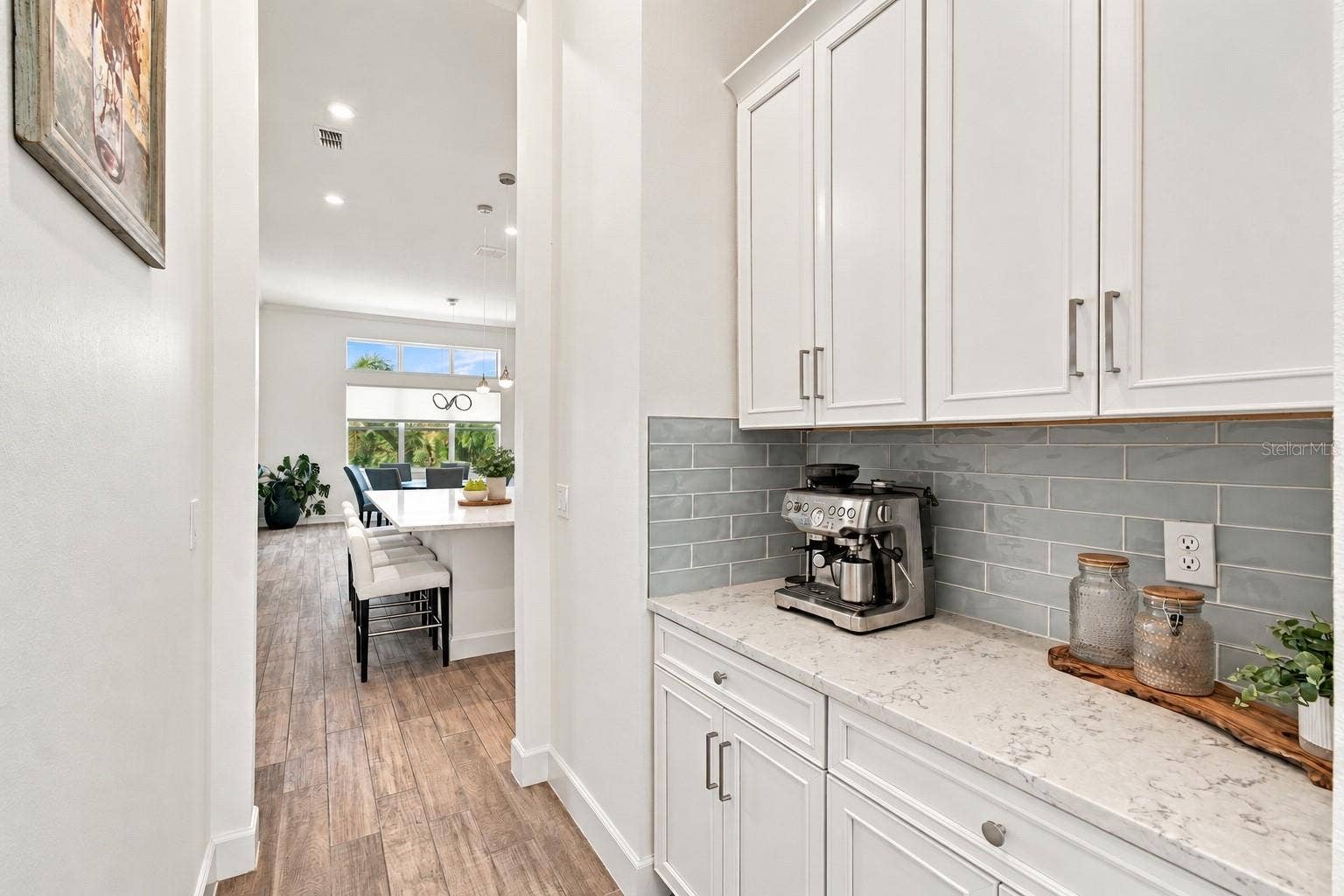 832 MANNS HARBOR DRIVE, Apollo Beach, FL 33572 832 MANNS HARBOR DRIVE, Apollo Beach, FL 33572