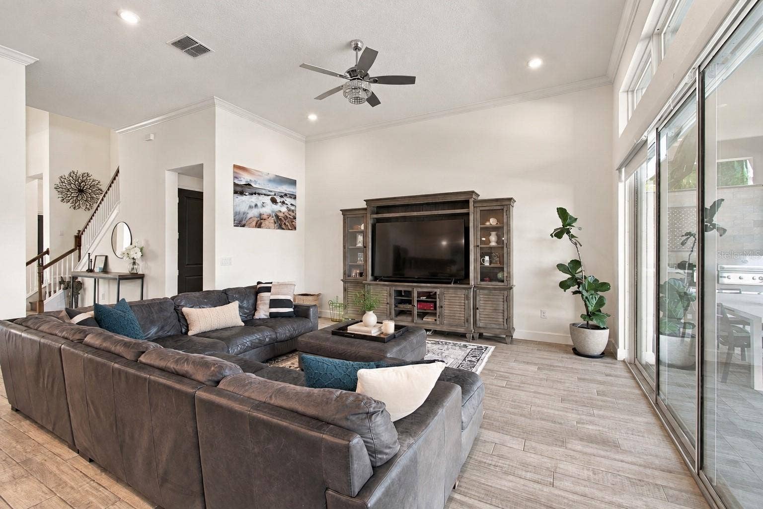 832 MANNS HARBOR DRIVE, Apollo Beach, FL 33572 832 MANNS HARBOR DRIVE, Apollo Beach, FL 33572