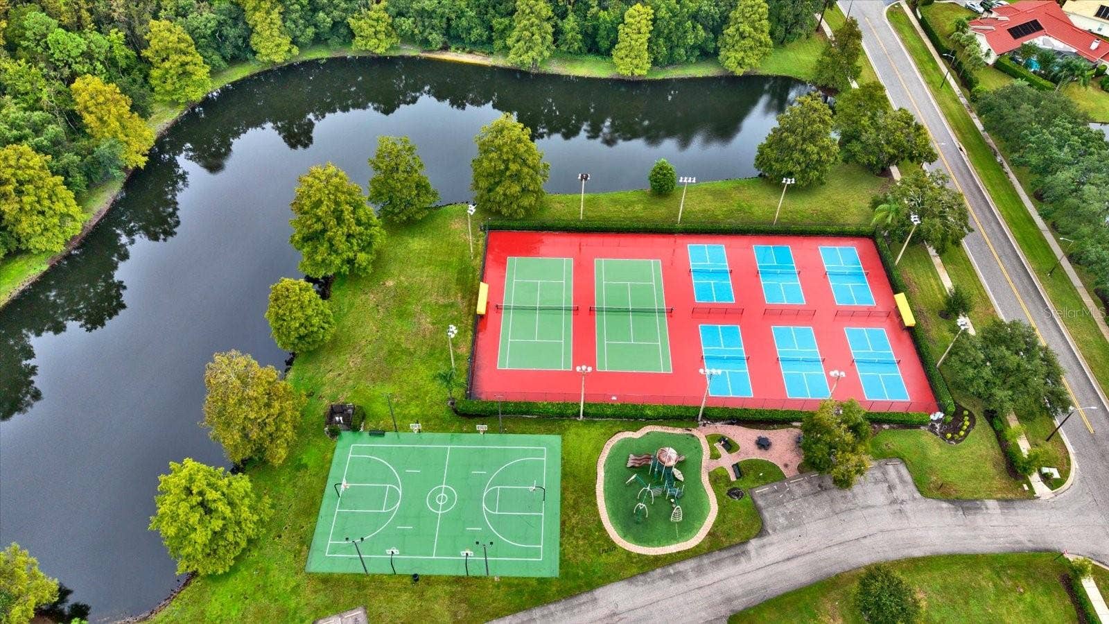3433 HILLMOOR DRIVE, Palm Harbor, FL 34685