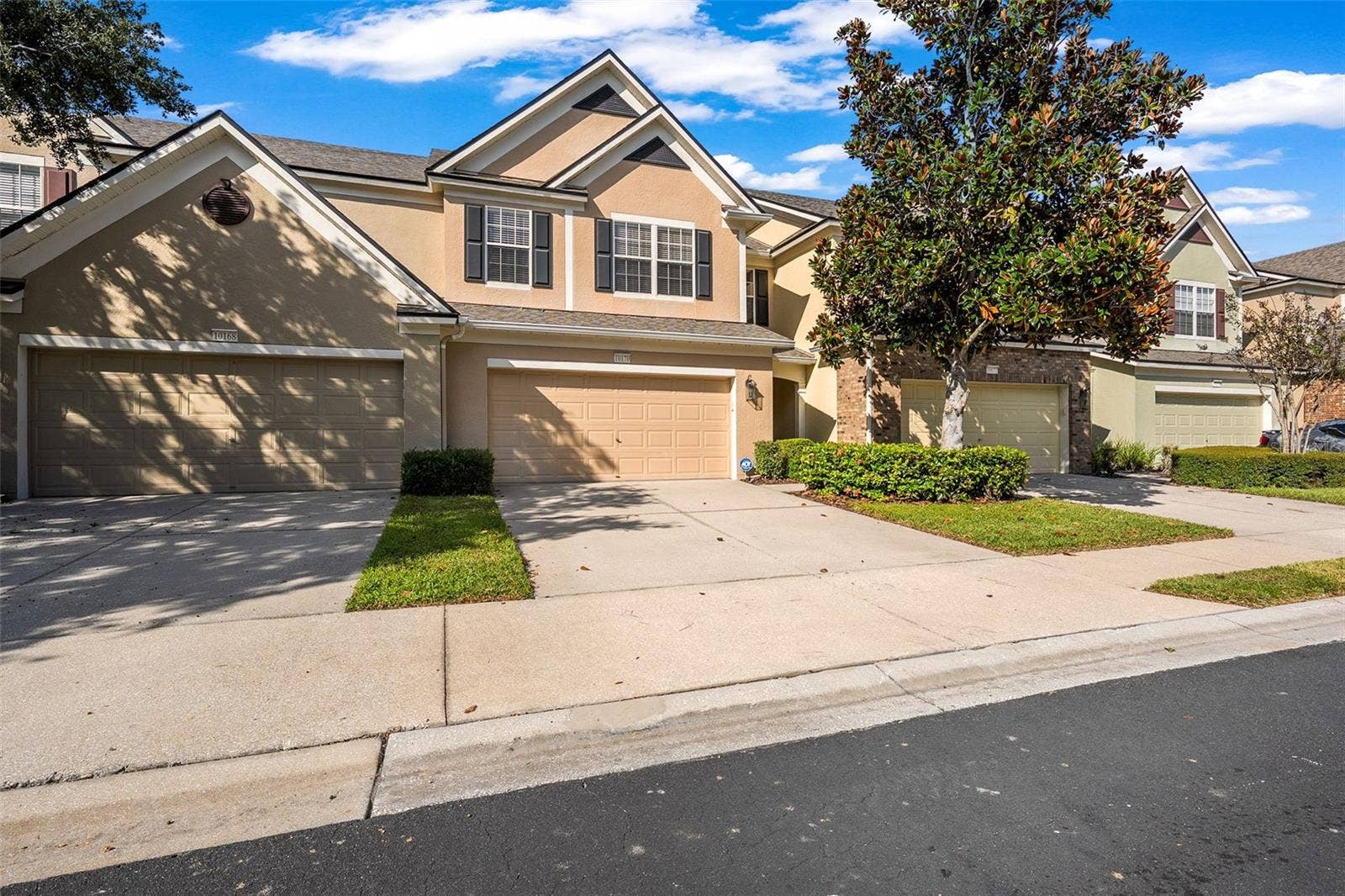 10170 HAVERHILL RIDGE DRIVE, Riverview, FL 33578 10170 HAVERHILL RIDGE DRIVE, Riverview, FL 33578