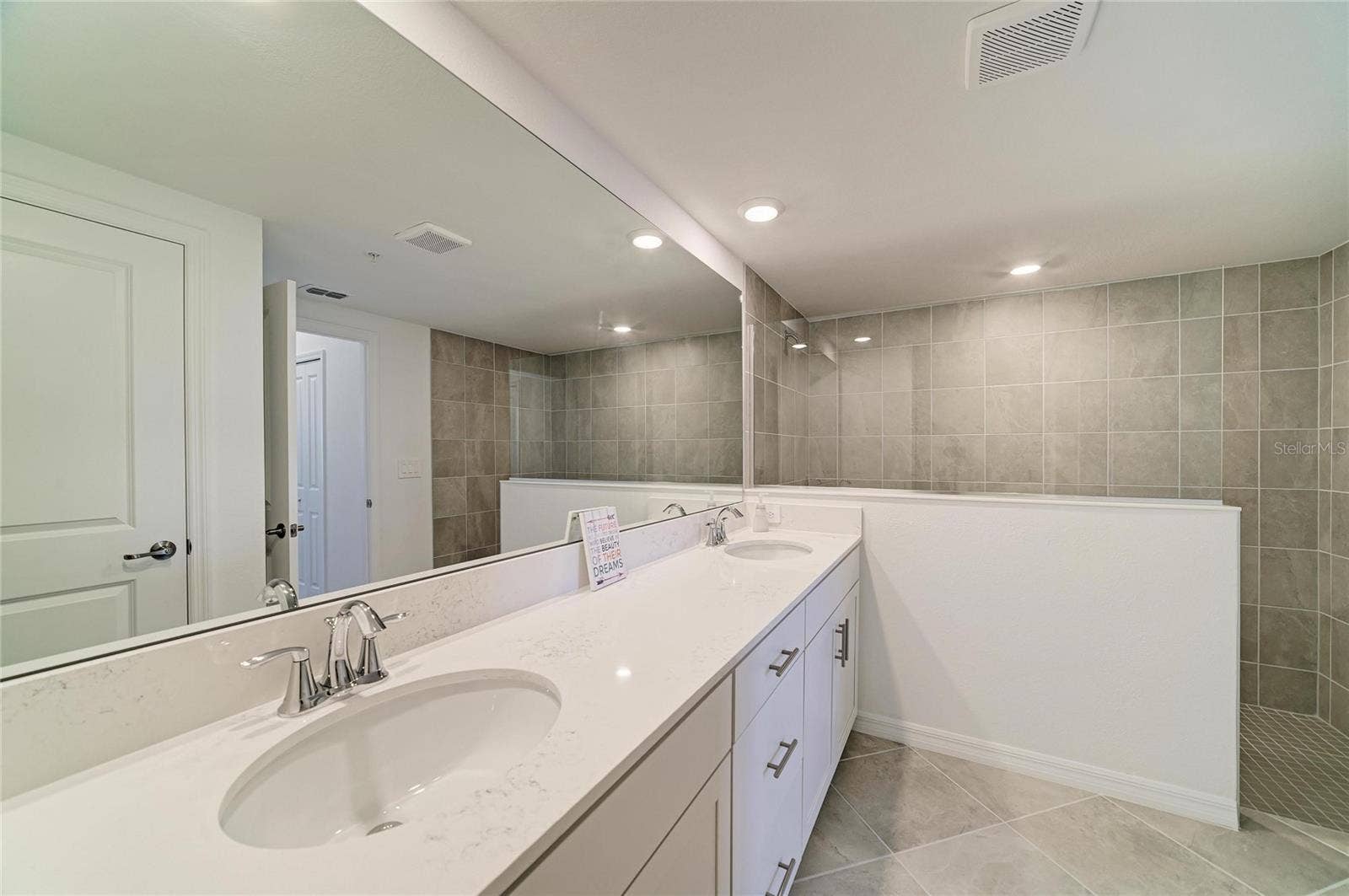 13018 BLACKBERRY COURT, #50-101, Venice, FL 34293 13018 BLACKBERRY COURT, #50-101, Venice, FL 34293