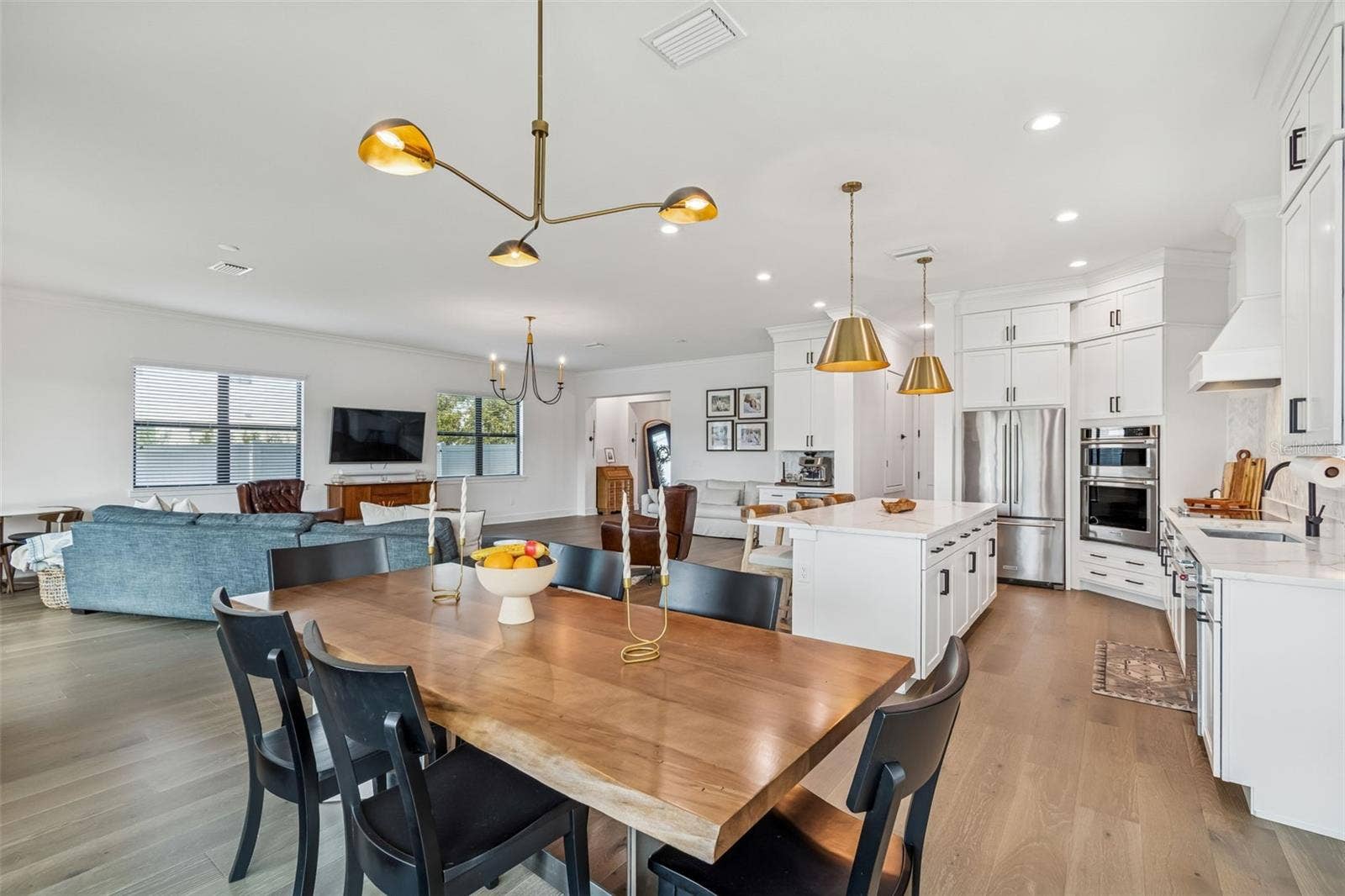 3016 W BALLAST POINT BOULEVARD, Tampa, FL 33611 3016 W BALLAST POINT BOULEVARD, Tampa, FL 33611