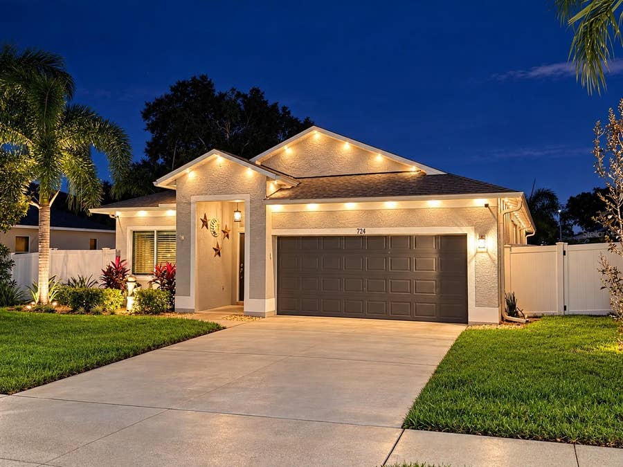 Property photo for 724 SANDY HILLS AVENUE, Tarpon Springs, FL