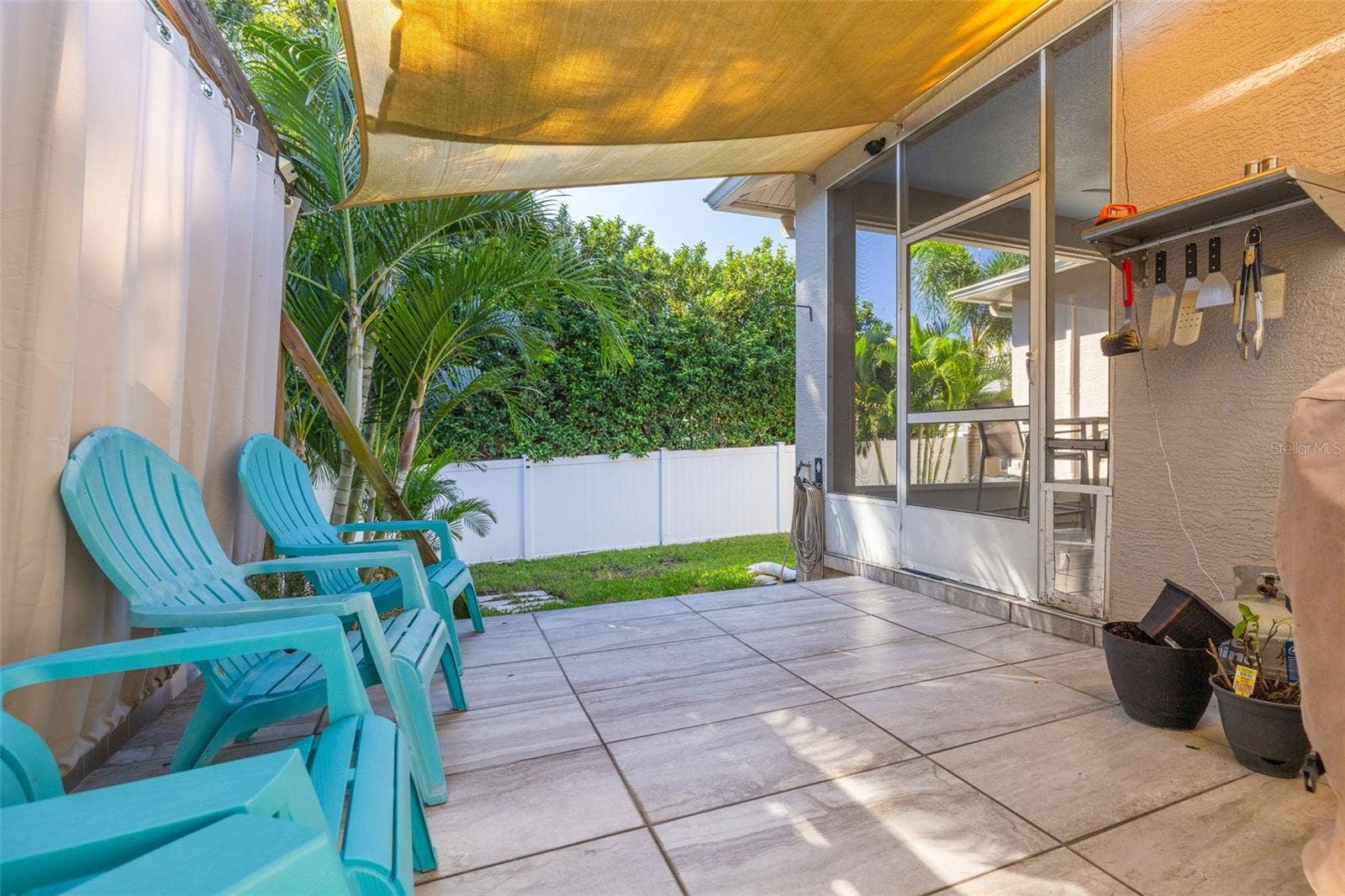 724 SANDY HILLS AVENUE, Tarpon Springs, FL 34689 724 SANDY HILLS AVENUE, Tarpon Springs, FL 34689