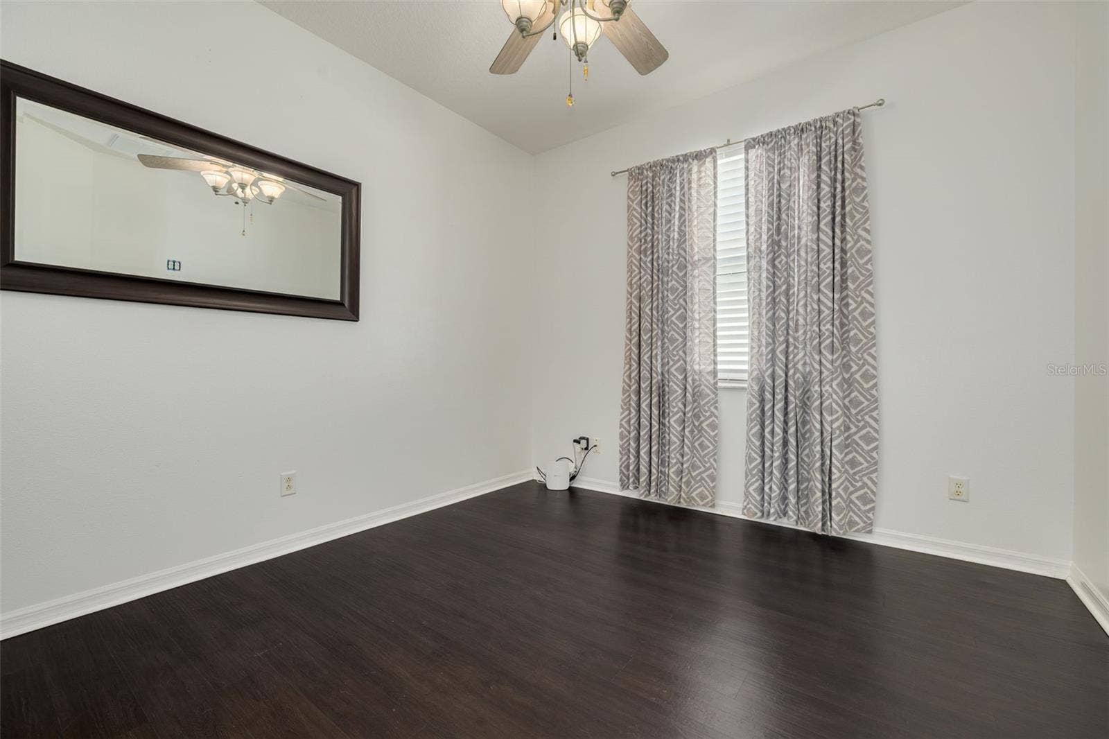 724 SANDY HILLS AVENUE, Tarpon Springs, FL 34689 724 SANDY HILLS AVENUE, Tarpon Springs, FL 34689