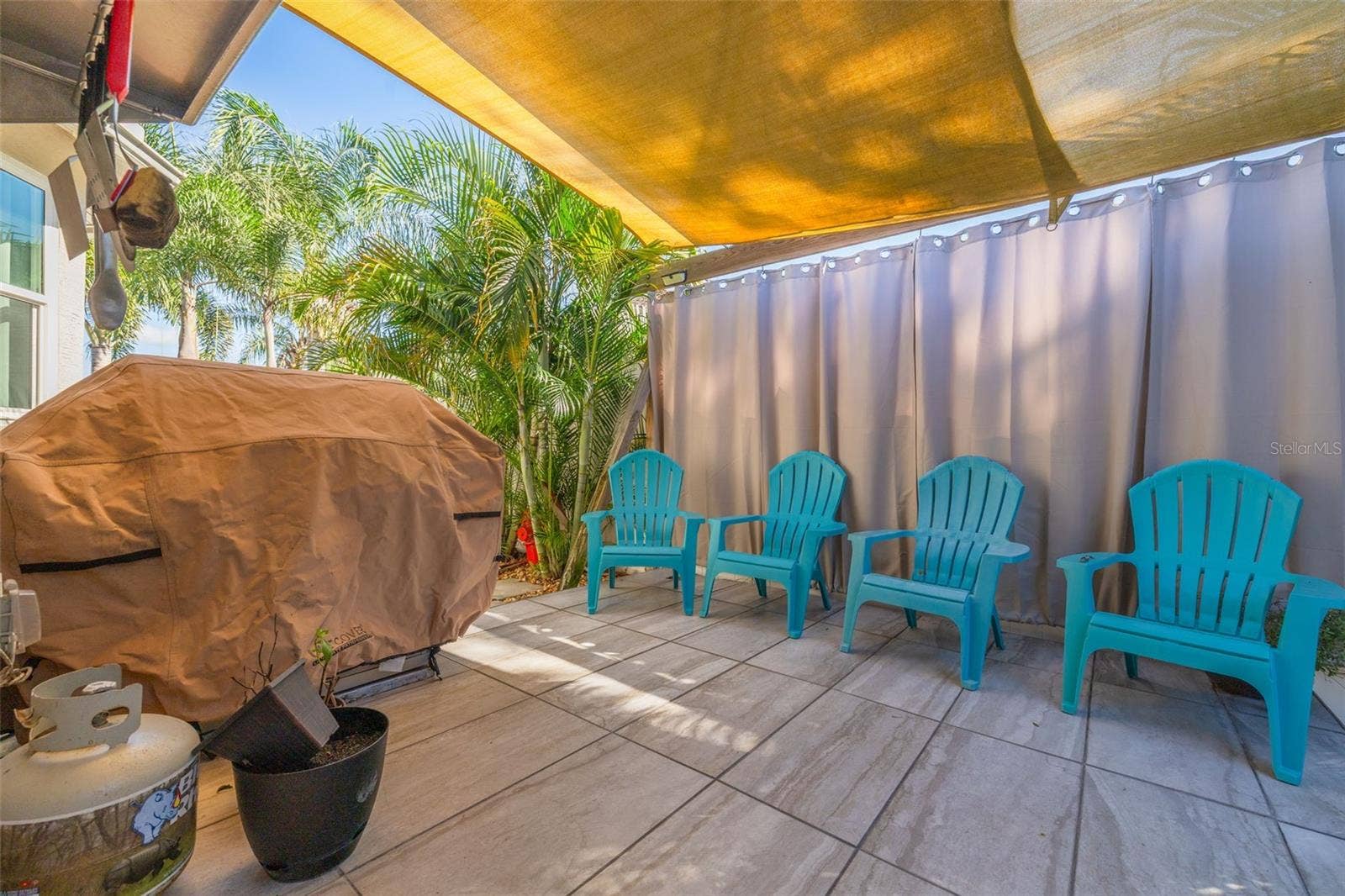 724 SANDY HILLS AVENUE, Tarpon Springs, FL 34689 724 SANDY HILLS AVENUE, Tarpon Springs, FL 34689