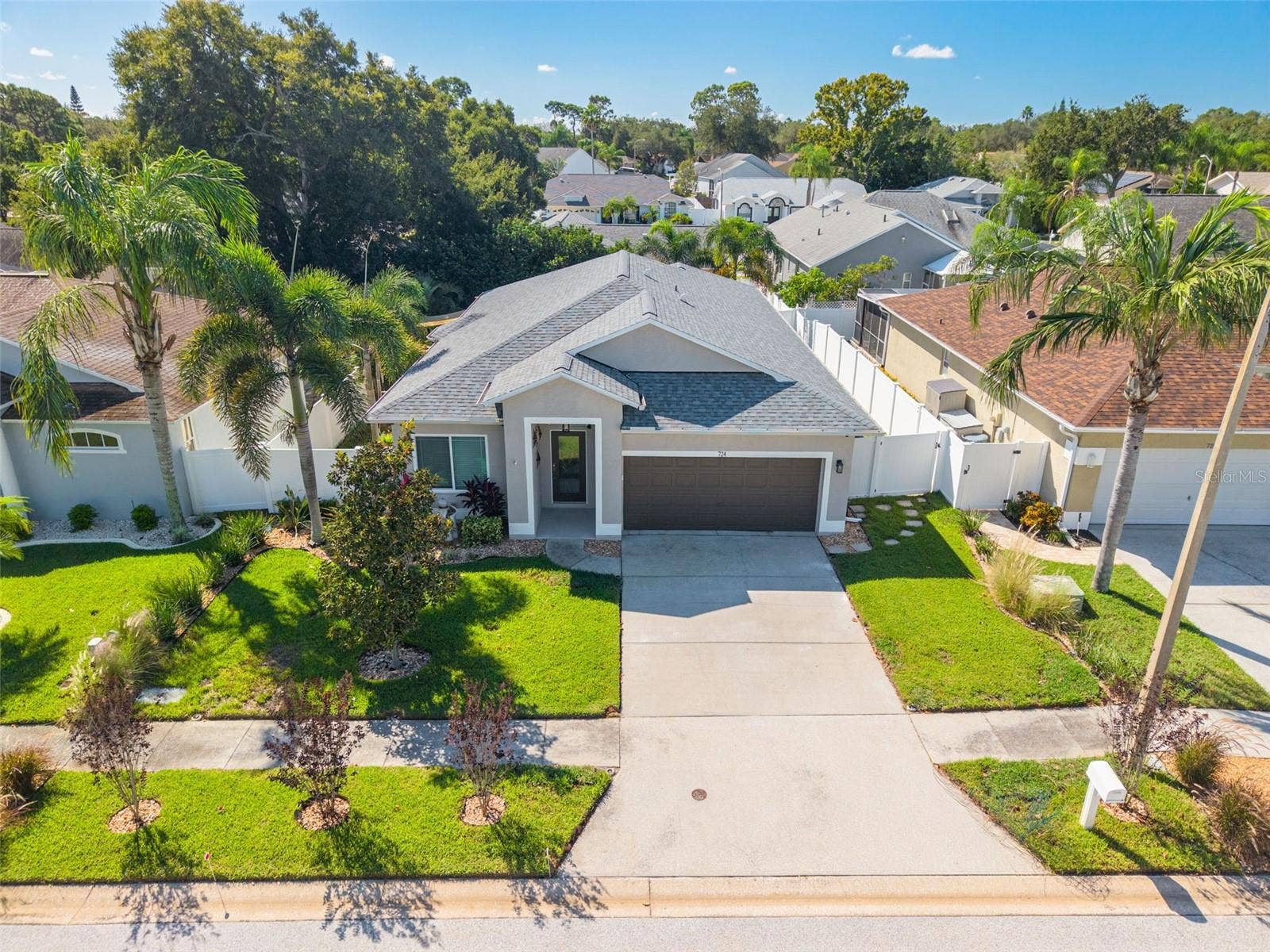 724 SANDY HILLS AVENUE, Tarpon Springs, FL 34689 724 SANDY HILLS AVENUE, Tarpon Springs, FL 34689