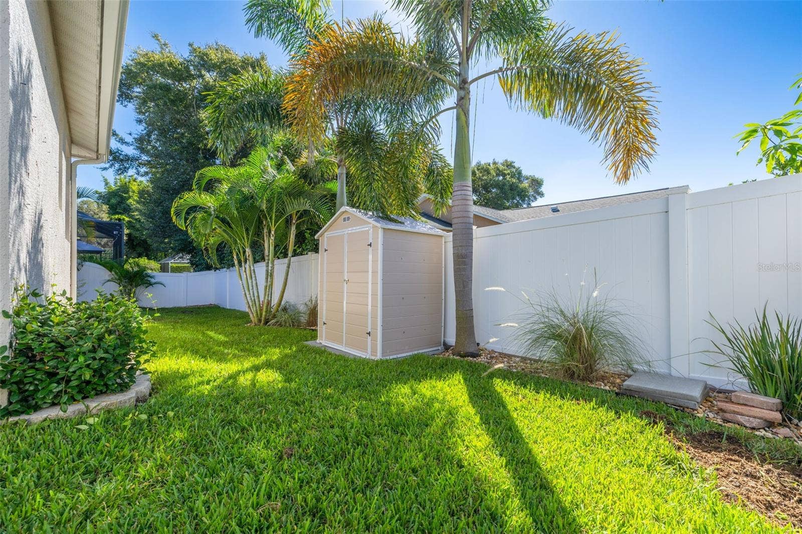 724 SANDY HILLS AVENUE, Tarpon Springs, FL 34689 724 SANDY HILLS AVENUE, Tarpon Springs, FL 34689