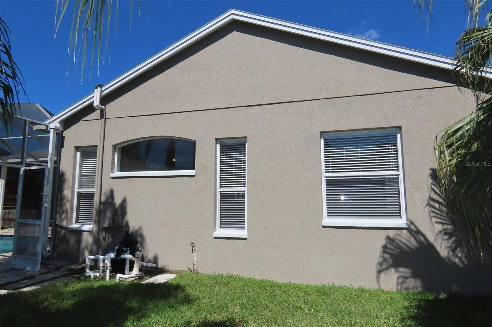 1801 MAPLELEAF BOULEVARD, Oldsmar, FL 34677 1801 MAPLELEAF BOULEVARD, Oldsmar, FL 34677