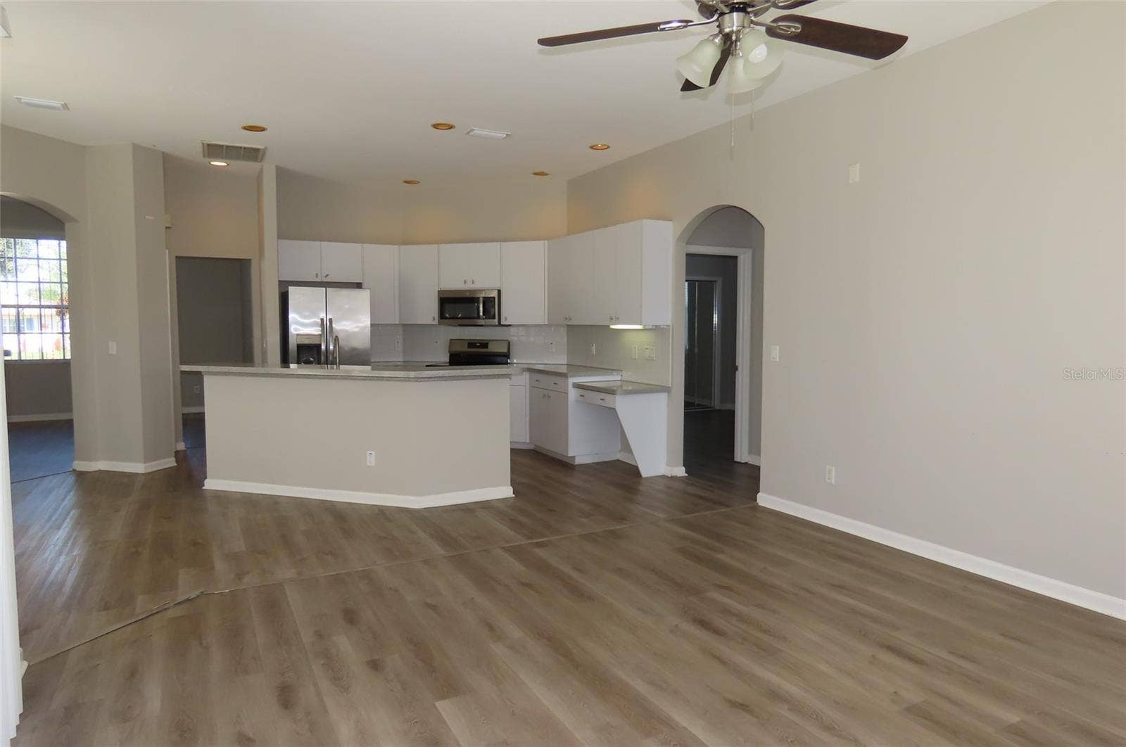 1801 MAPLELEAF BOULEVARD, Oldsmar, FL 34677 1801 MAPLELEAF BOULEVARD, Oldsmar, FL 34677