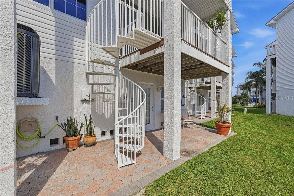 101 SHOALS CIRCLE, North Redington Beach, FL 33708 101 SHOALS CIRCLE, North Redington Beach, FL 33708
