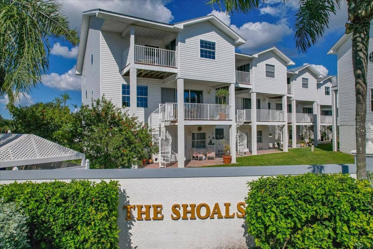 101 SHOALS CIRCLE, North Redington Beach, FL 33708 101 SHOALS CIRCLE, North Redington Beach, FL 33708