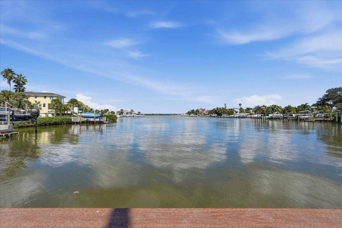 101 SHOALS CIRCLE, North Redington Beach, FL 33708 101 SHOALS CIRCLE, North Redington Beach, FL 33708