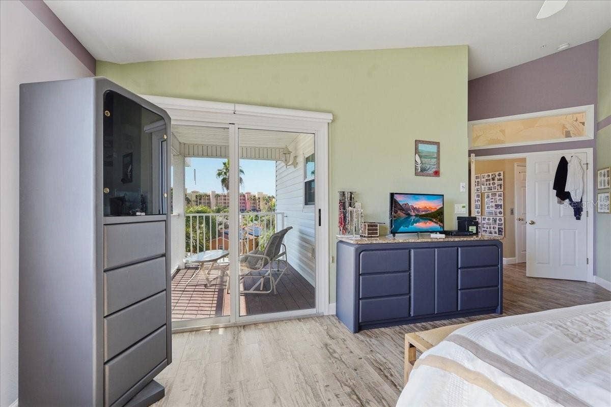 101 SHOALS CIRCLE, North Redington Beach, FL 33708 101 SHOALS CIRCLE, North Redington Beach, FL 33708