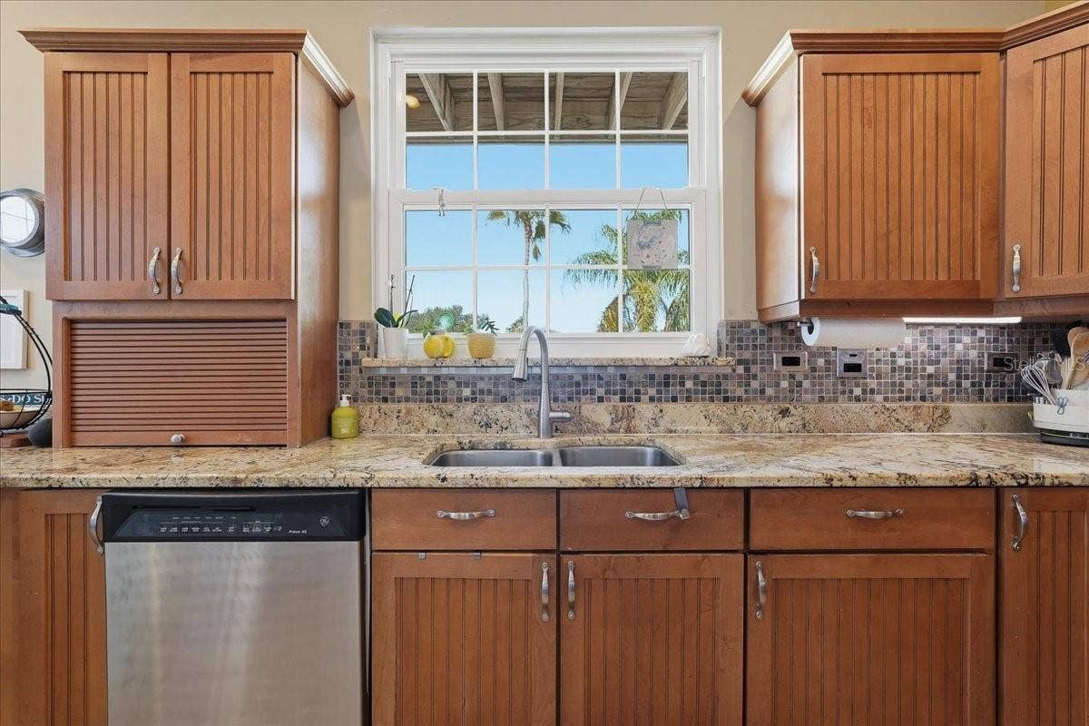 101 SHOALS CIRCLE, North Redington Beach, FL 33708 101 SHOALS CIRCLE, North Redington Beach, FL 33708