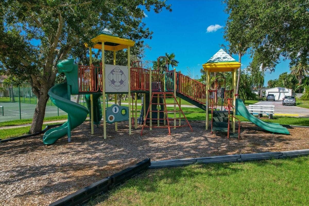 101 SHOALS CIRCLE, North Redington Beach, FL 33708 101 SHOALS CIRCLE, North Redington Beach, FL 33708