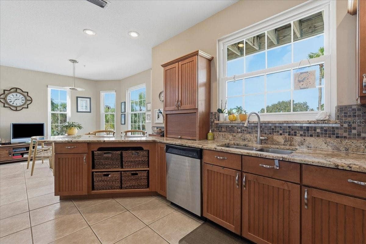 101 SHOALS CIRCLE, North Redington Beach, FL 33708 101 SHOALS CIRCLE, North Redington Beach, FL 33708