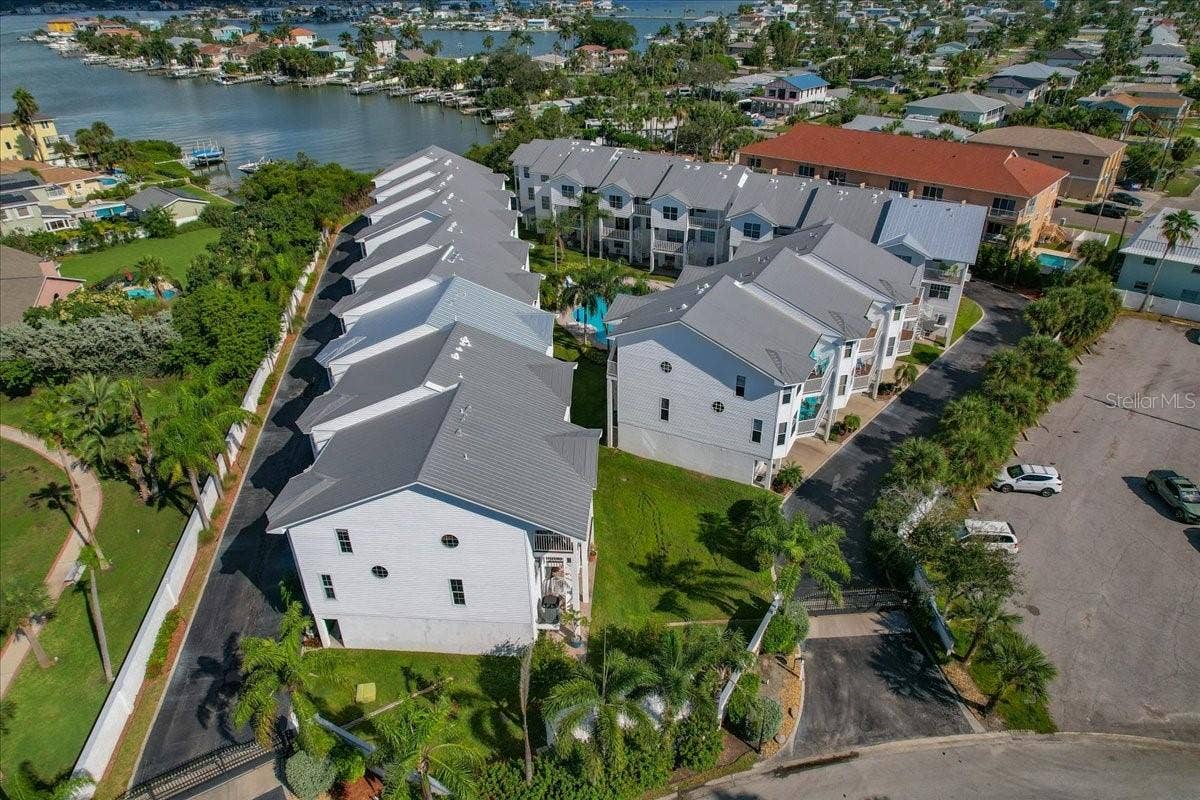 101 SHOALS CIRCLE, North Redington Beach, FL 33708 101 SHOALS CIRCLE, North Redington Beach, FL 33708