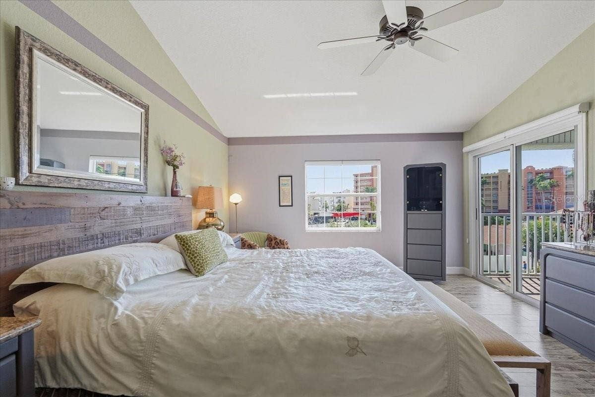 101 SHOALS CIRCLE, North Redington Beach, FL 33708 101 SHOALS CIRCLE, North Redington Beach, FL 33708