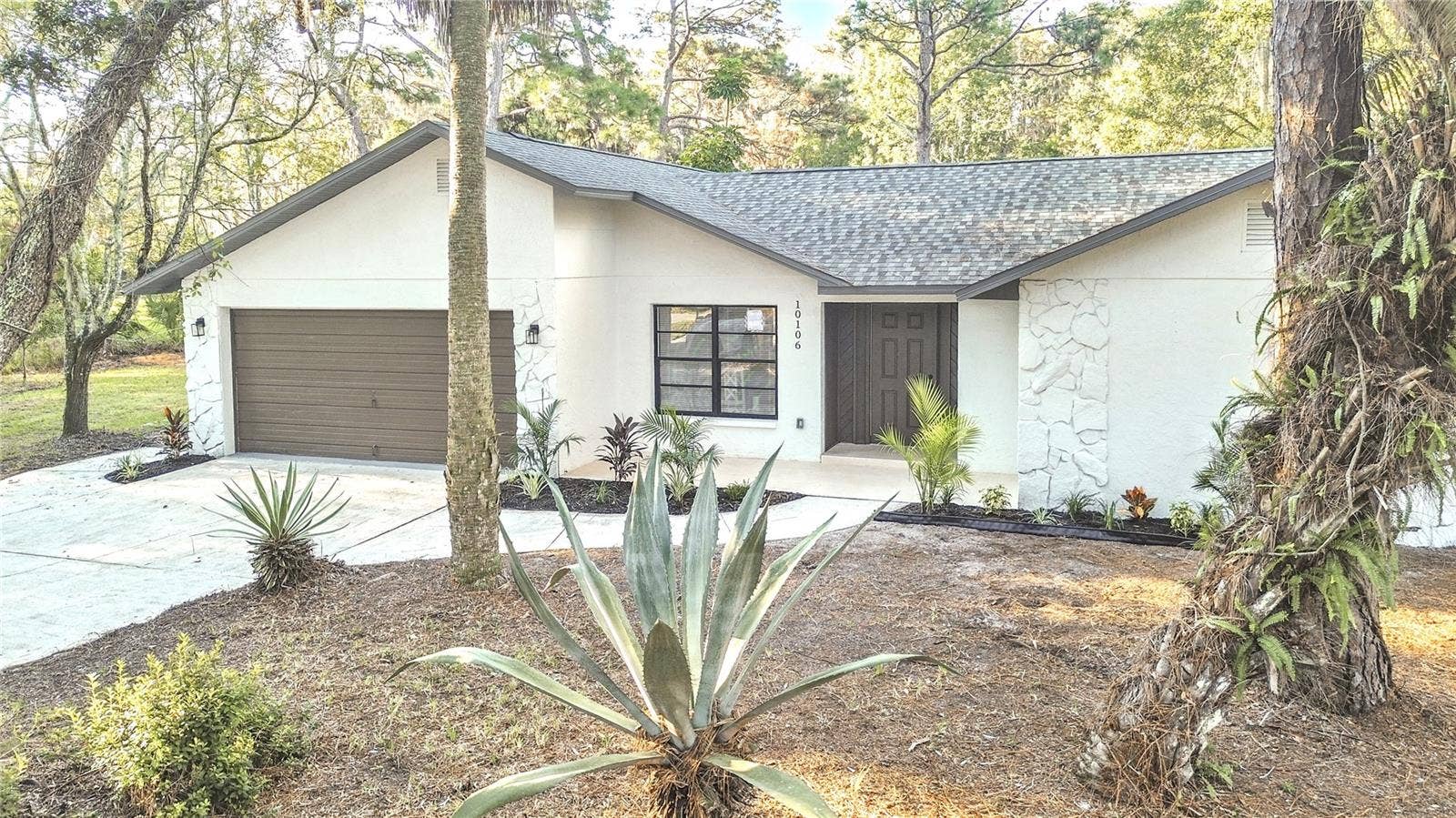 10106 LAKEVIEW DRIVE, New Port Richey, FL 34654 10106 LAKEVIEW DRIVE, New Port Richey, FL 34654