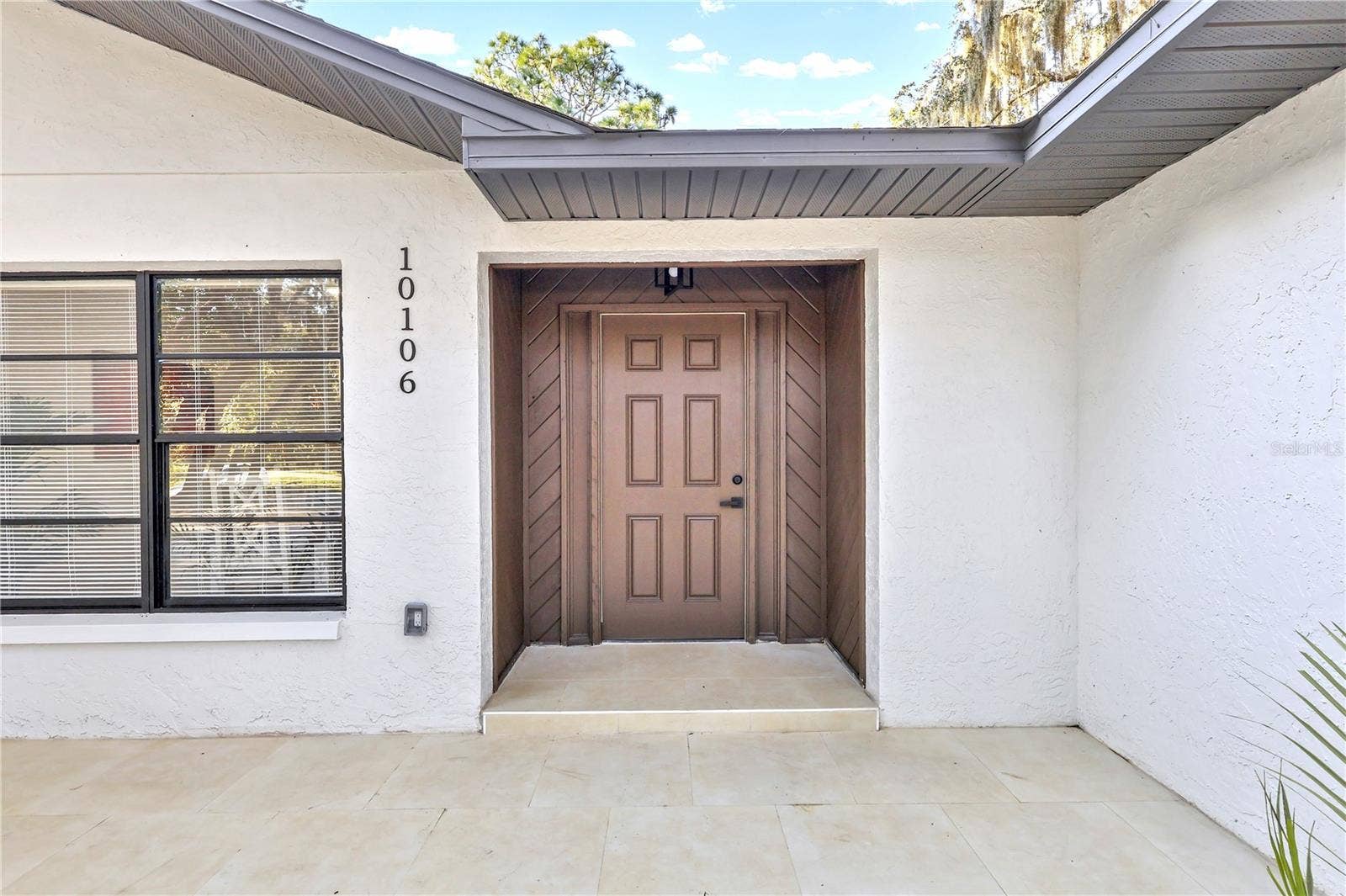 10106 LAKEVIEW DRIVE, New Port Richey, FL 34654 10106 LAKEVIEW DRIVE, New Port Richey, FL 34654