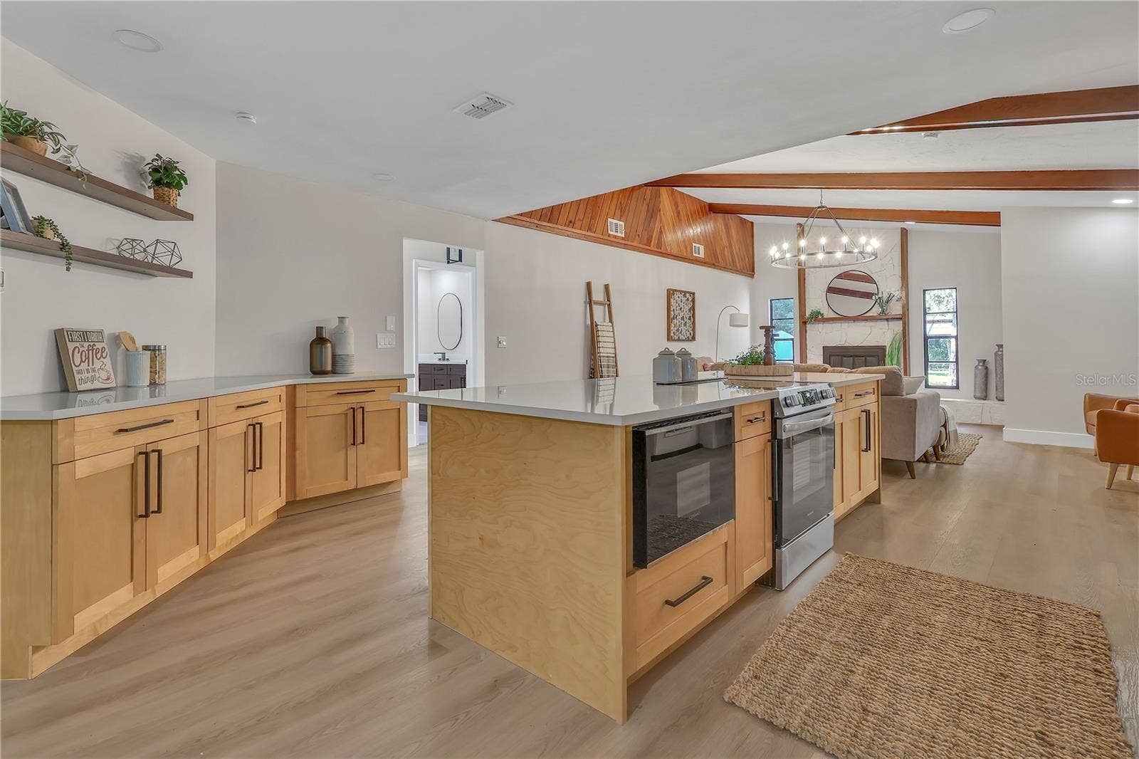 10106 LAKEVIEW DRIVE, New Port Richey, FL 34654 10106 LAKEVIEW DRIVE, New Port Richey, FL 34654