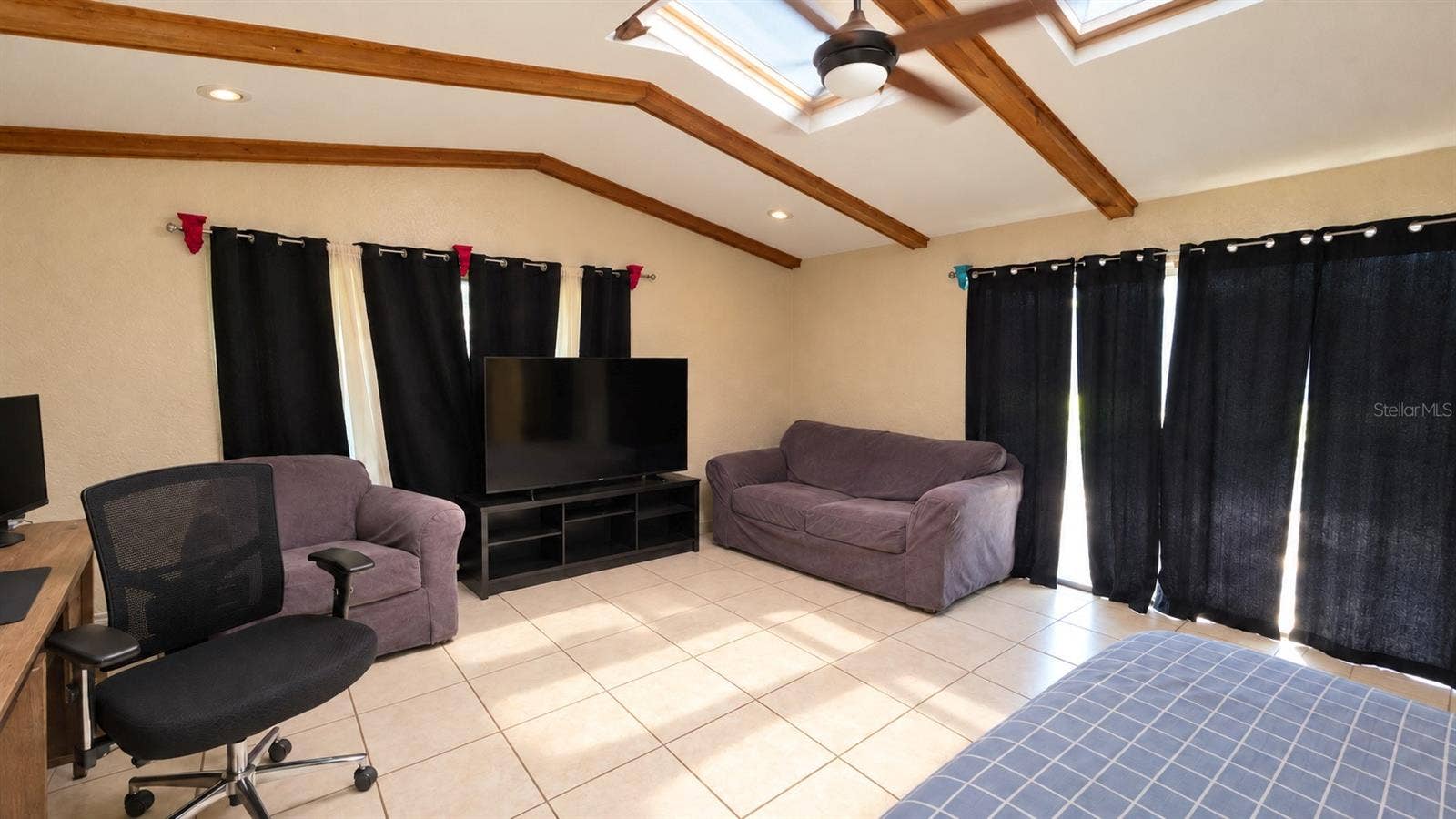 5636 BEECH STREET, Zephyrhills, FL 33542 Florida Room-C