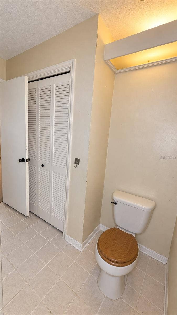 5636 BEECH STREET, Zephyrhills, FL 33542 Main Bathroom- B