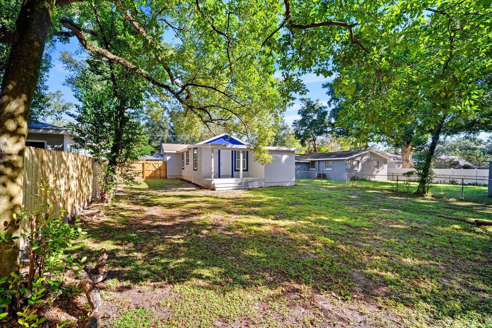 1319 E NORFOLK STREET, Tampa, FL 33604 1319 E NORFOLK STREET, Tampa, FL 33604