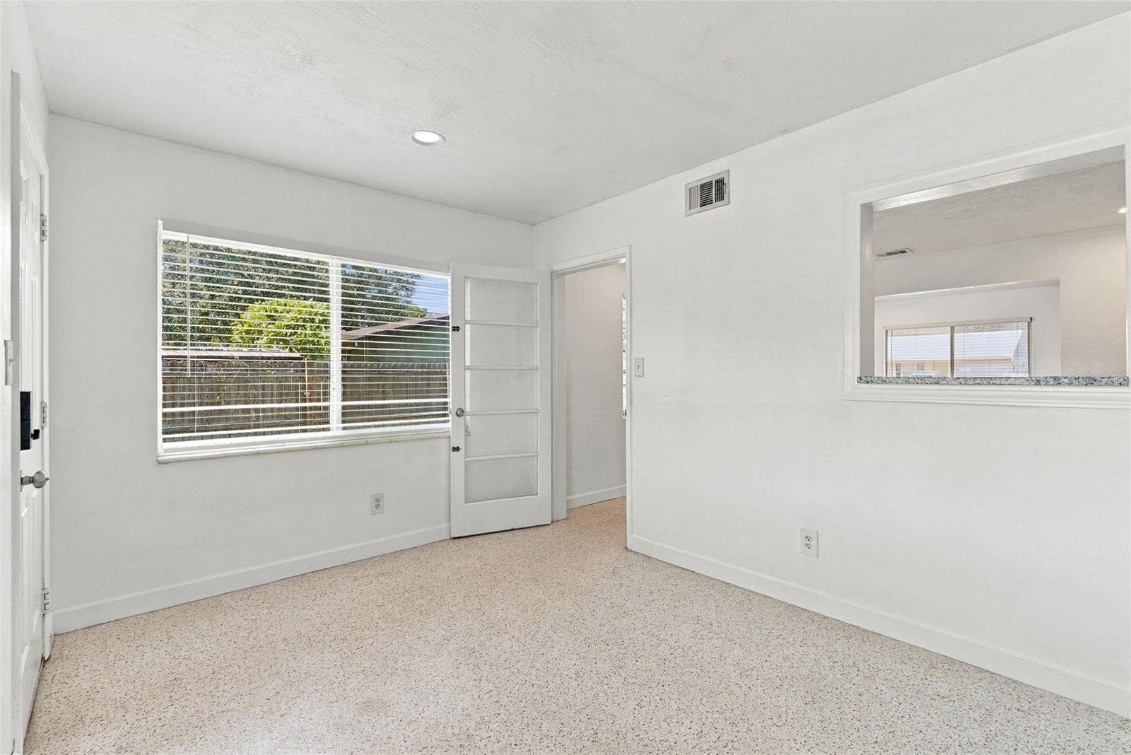 4586 42ND AVENUE N, St Petersburg, FL 33714 Bonus Room