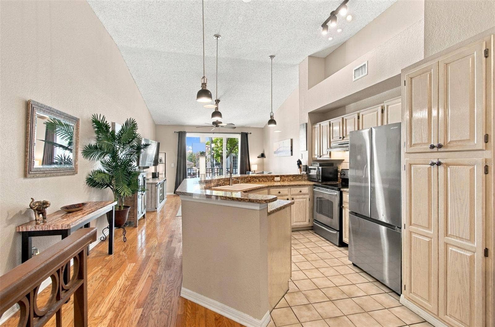 816 NORMANDY TRACE ROAD, Tampa, FL 33602 816 NORMANDY TRACE ROAD, Tampa, FL 33602