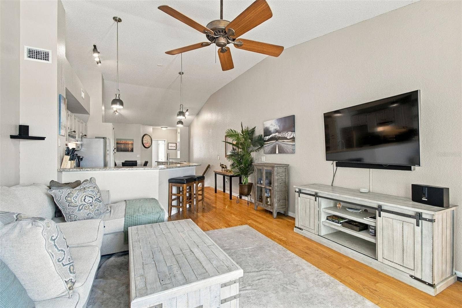 816 NORMANDY TRACE ROAD, Tampa, FL 33602 816 NORMANDY TRACE ROAD, Tampa, FL 33602
