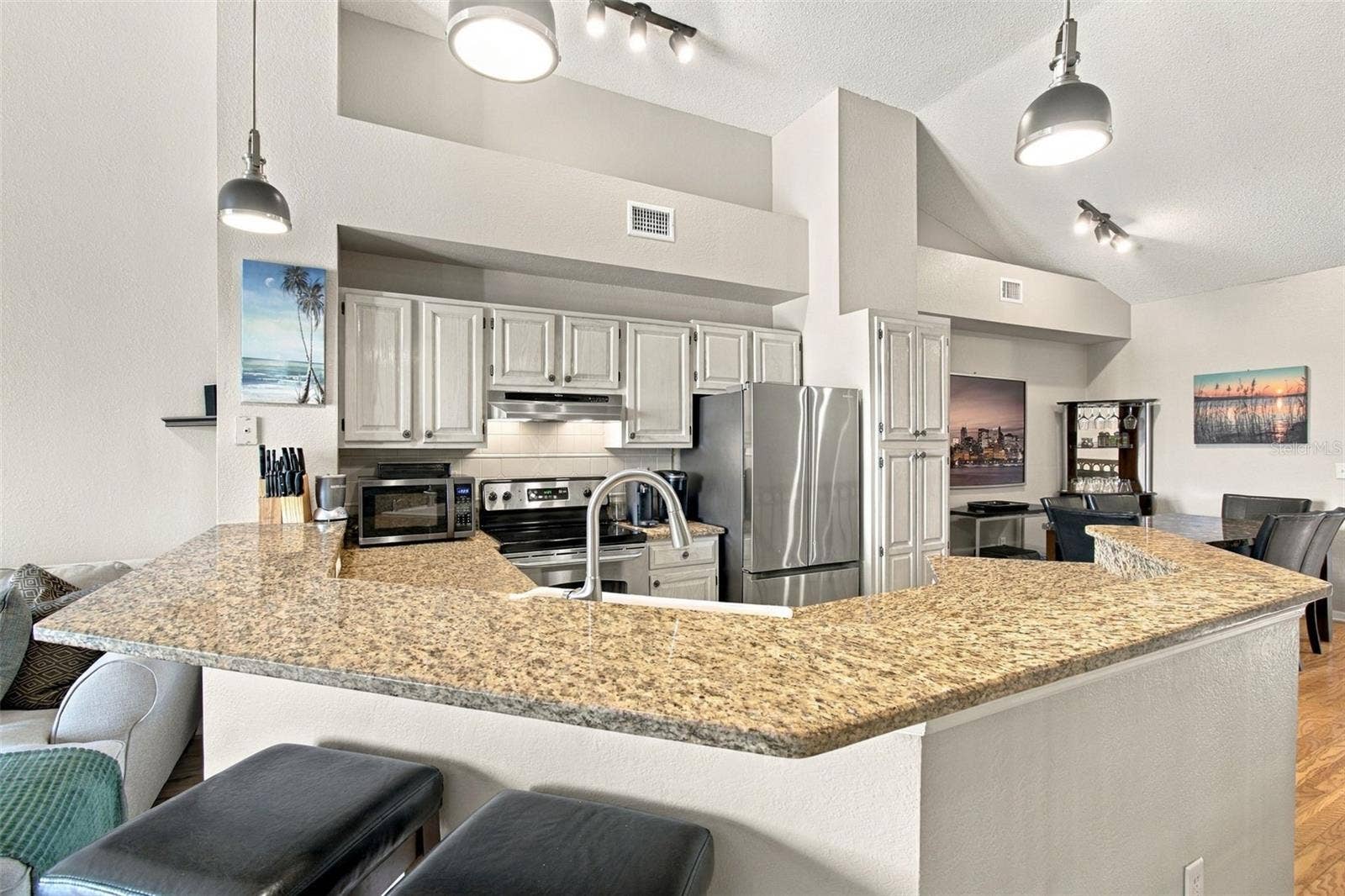 816 NORMANDY TRACE ROAD, Tampa, FL 33602 816 NORMANDY TRACE ROAD, Tampa, FL 33602