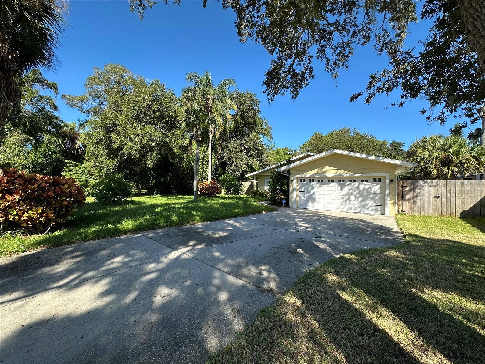 1791 EZELLE AVENUE, Largo, FL 33770 1791 EZELLE AVENUE, Largo, FL 33770